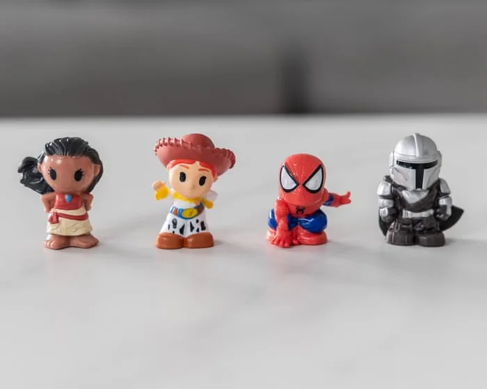 Woolworths’ Ooshies craze causes Coles sales slump with parents shopping at rival supermarket to collect toys