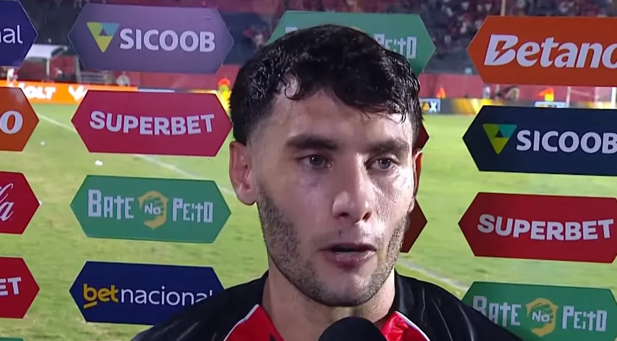 Martínez diz que Vitória “não estava querendo jogar” no 2º tempo