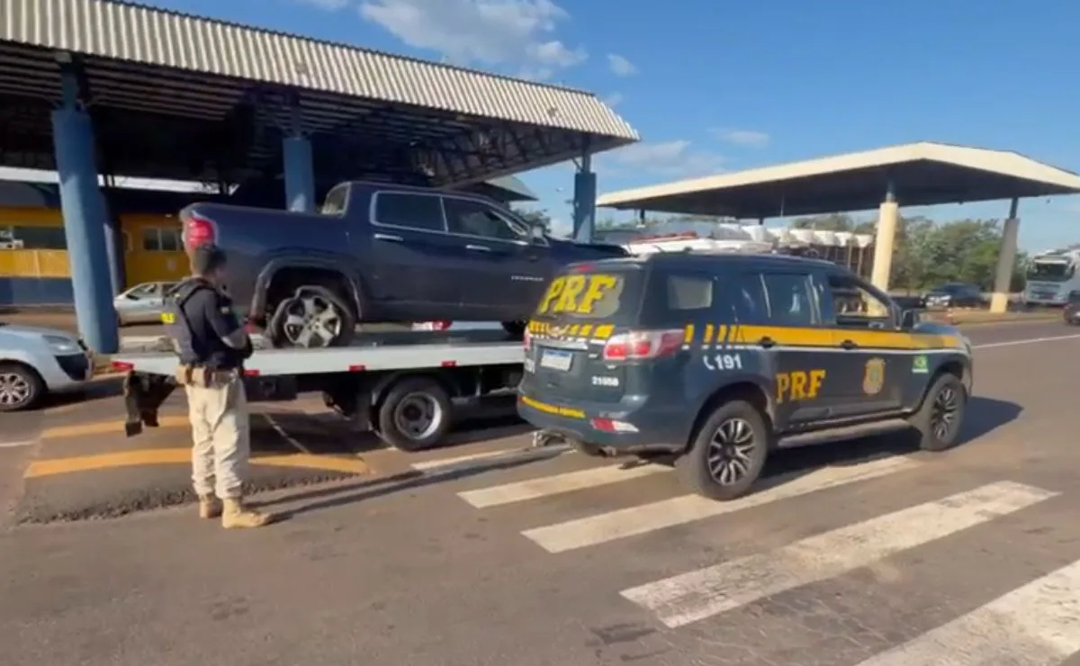Reconstituição de tentativa de homicídio contra policiais paralisa Ponte Ayrton Senna no Paraná