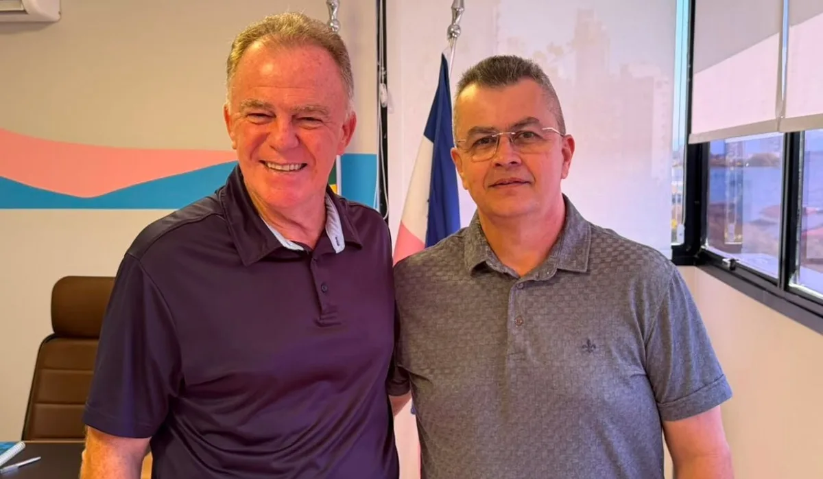 Casagrande anuncia pastor como segundo suplente ao Senado