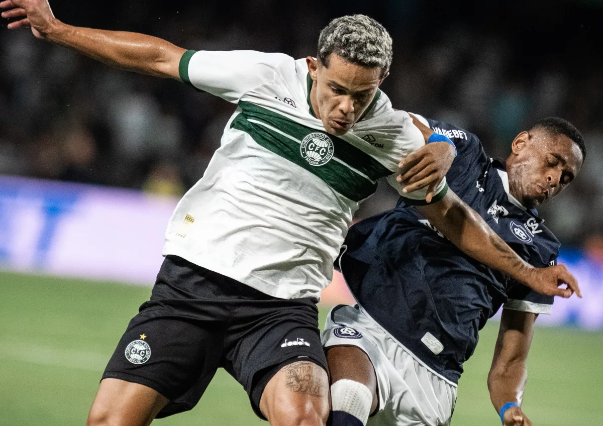 Siga o tempo real de Remo x Coritiba pelo Brasileirão