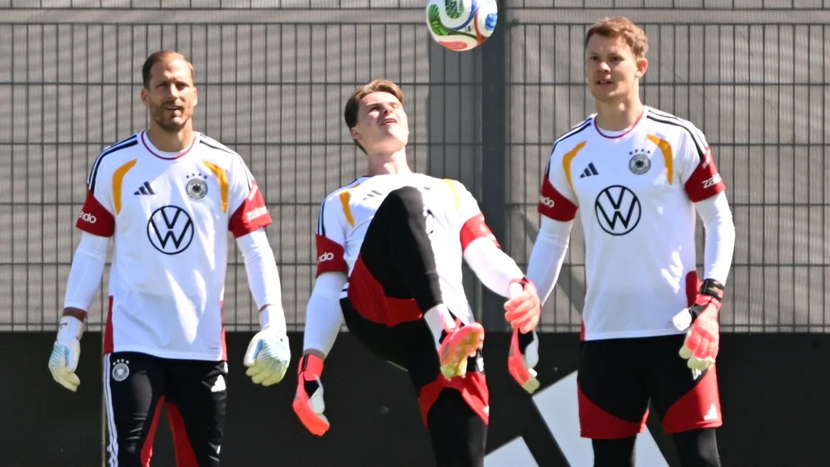 Vor Duell mit Nübel: Torwart Baumann hat Nationalmannschaft nicht abgeschrieben