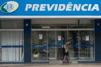 IFI: Folga na Previdência é contraditória com fila do INSS zerada