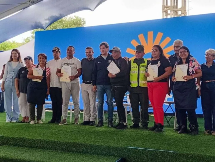 Inyectan $11 millones para reactivar la economía de La Guaira