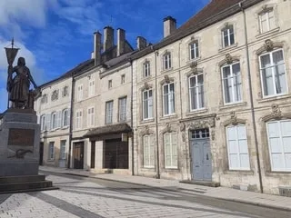 Les merveilles architecturales de cette ville datant de la Renaissance en font un joyau des Vosges