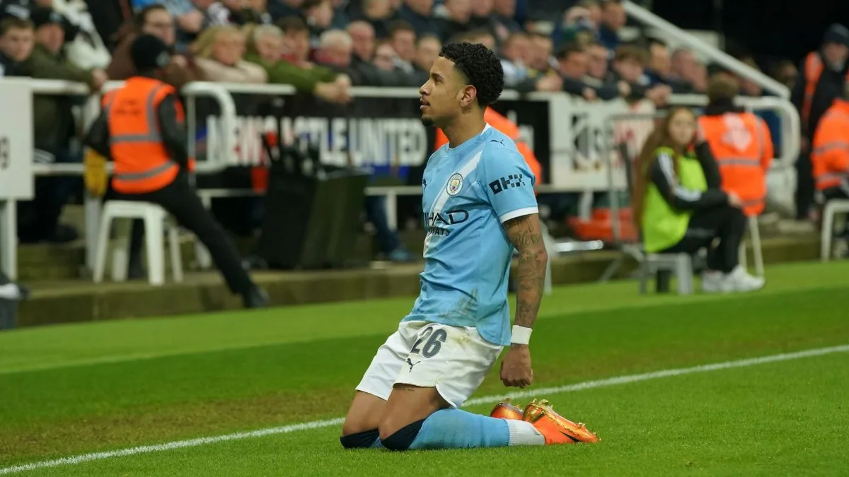 AP source: Man City agrees to club-record sale of Savinho to Tottenham in $115M deal