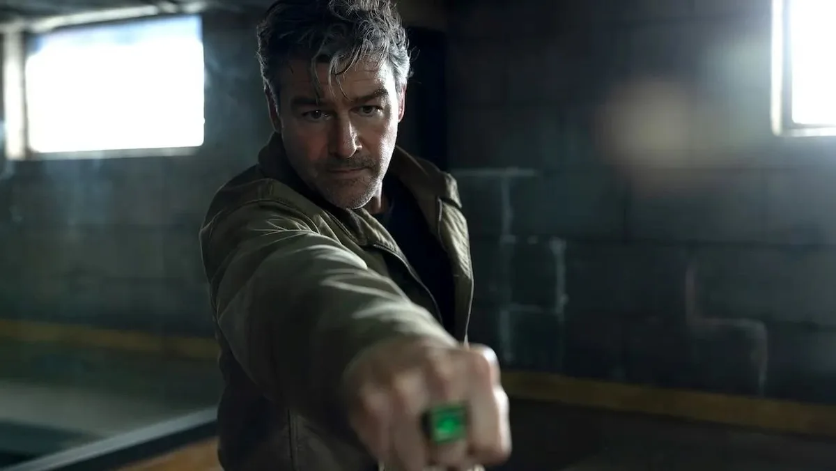 Lanternas estreia na HBO com grande mistério e reviravolta inesperada
