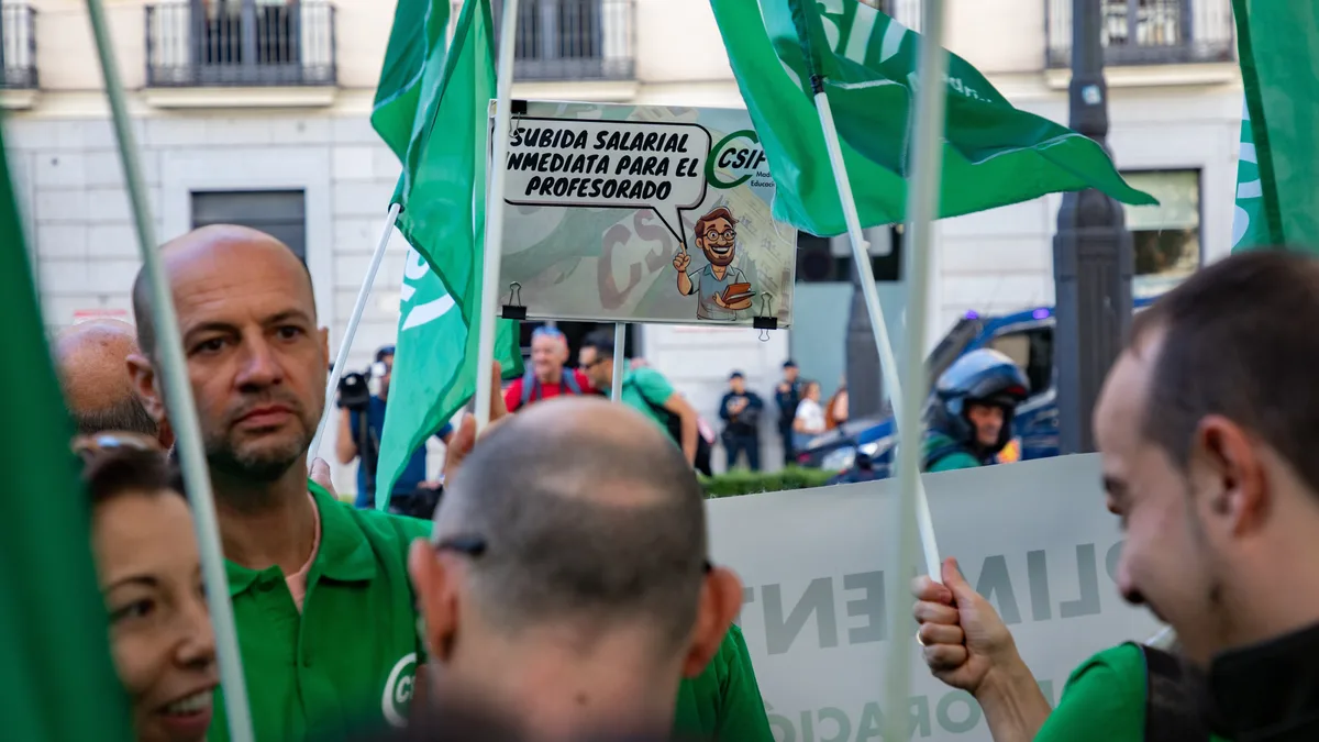 ¿Cuánto cobran los profesores en la Comunidad de Madrid?: Educación Infantil, Primaria, Secundaria y Formación Profesional