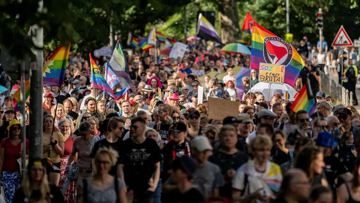 CSD: Christopher Street Day mit rechter Gegendemonstration