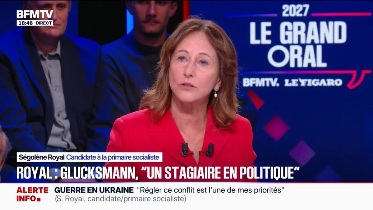 "Il est hors de question de se mettre derrière Jean-Luc Mélenchon", déclare Ségolène Royal, candidate à la primaire socialiste