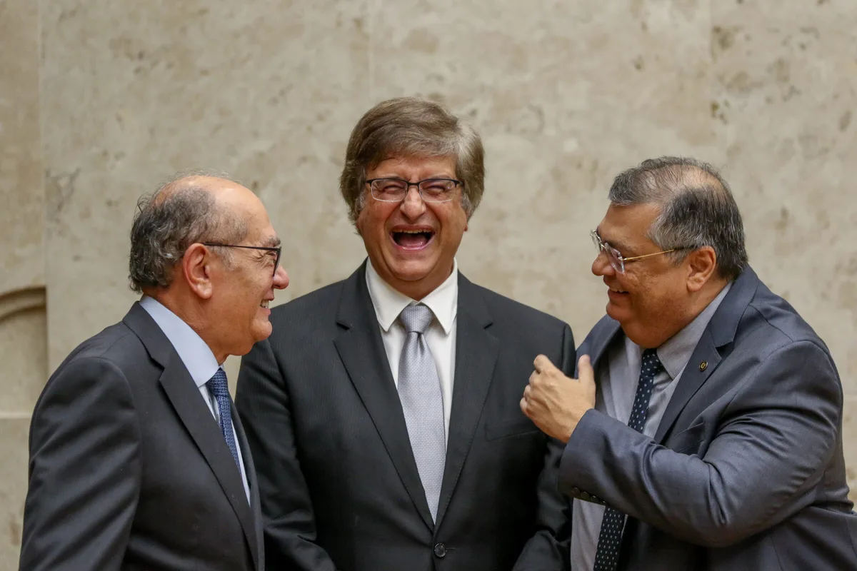 Ninguém está acima da lei? Depende. No STF, talvez