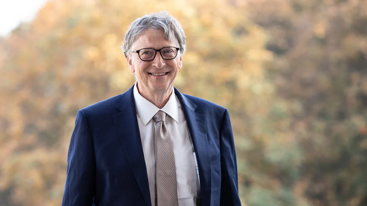 Bill Gates deixa alerta sobre IA e apela a empregos “reservados para humanos”