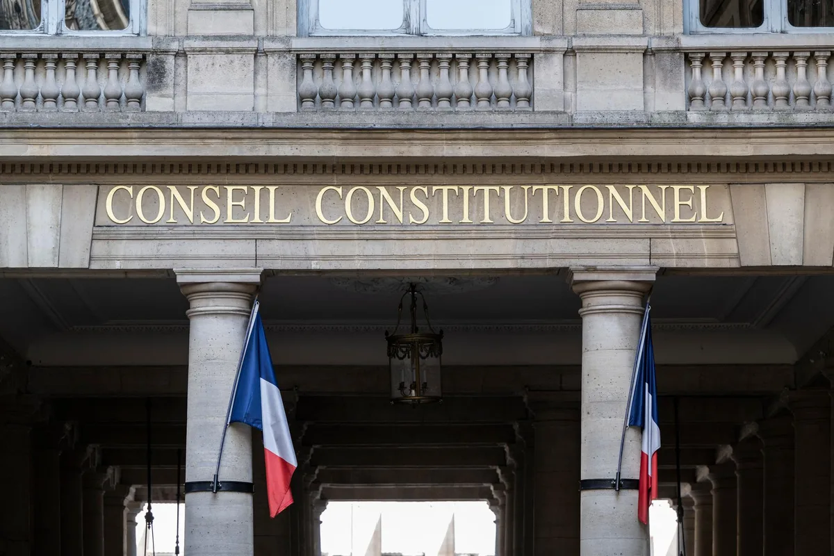 Aide à mourir : « La clause de conscience des établissements crée une zone de non-droit »