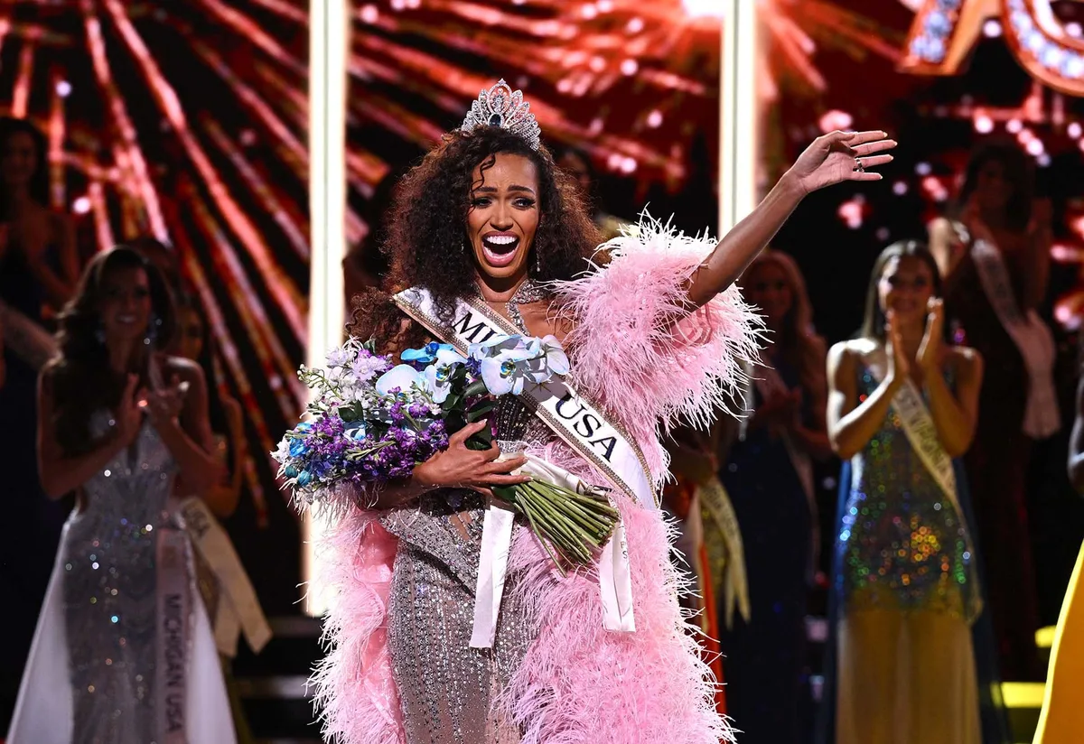 Miss USA coronó a una madre y esposa por primera vez en 75 años de historia: “Estoy hoy en este escenario asumiendo con orgullo todo lo que soy”