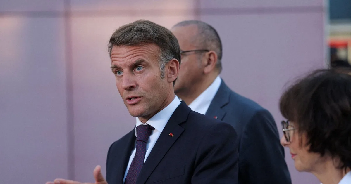 仏、15歳未満のSNS利用禁止「違憲」判断 政府は規制案修正へ