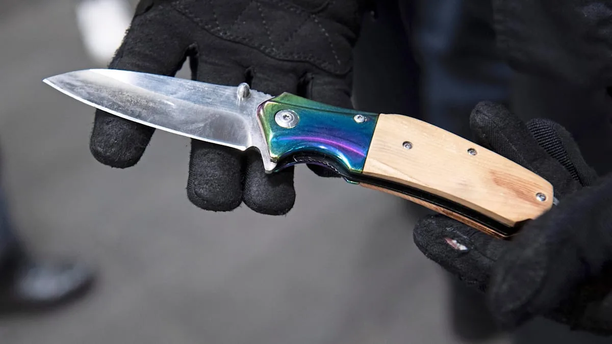 Manche trauen sich nur noch mit Messer in die Schule