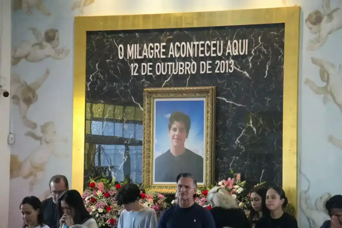 Após cura de câncer, irmãs percorrem 600 km para agradecer a Carlo Acutis