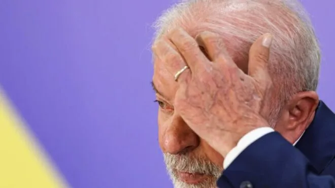 Governo negocia novo empréstimo bilionário para Correios e deixa conta ao próximo presidente