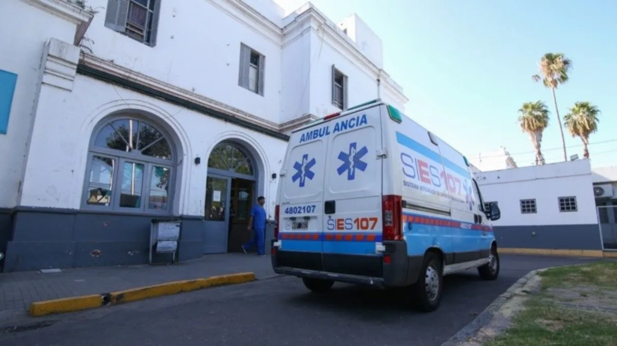 Asesinaron de una puñalada a un joven de 21 años durante una pelea familiar en Rosario: su prima quedó detenida