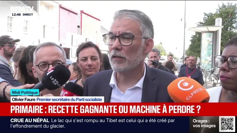 Présidentielle: Olivier Faure "souhaite" que François Hollande "participe" à la primaire de la gauche