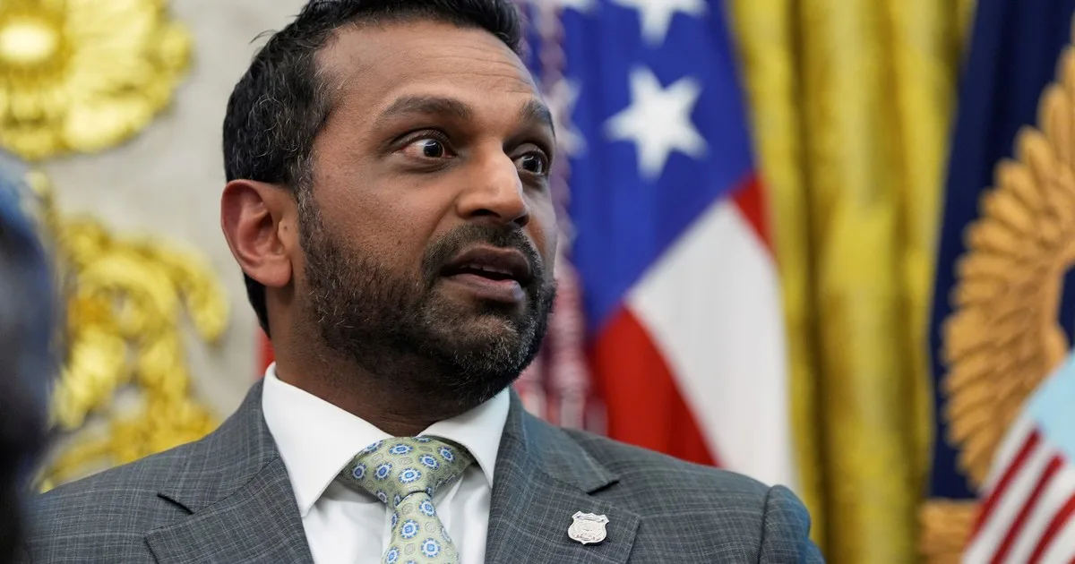 Kash Patel quiere contratar entrenadores de la UFC para enseñar a los agentes del FBI combate cuerpo a cuerpo: un documento revela el acuerdo