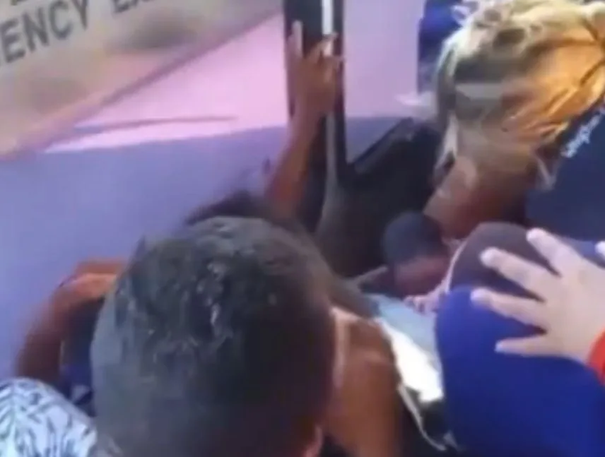 Joven dio a luz en autobús durante trayecto en Zulia