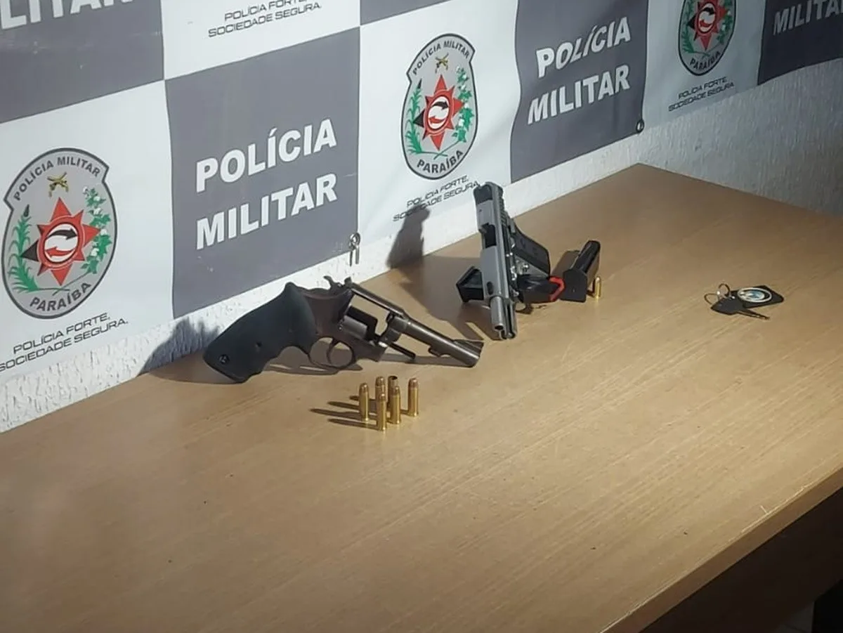 Mulher é vítima de bala perdida e dois suspeitos são presos após troca de tiros em João Pessoa
