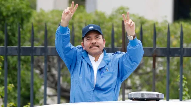 Casal que preside à Nicarágua pretende "ditadura dinástica"