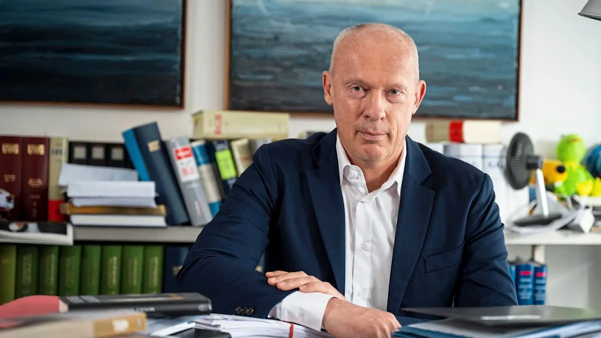 „Dann hat man die Sachen vom Tisch und muss sich nicht mit patriarchalischen Strukturen anlegen“