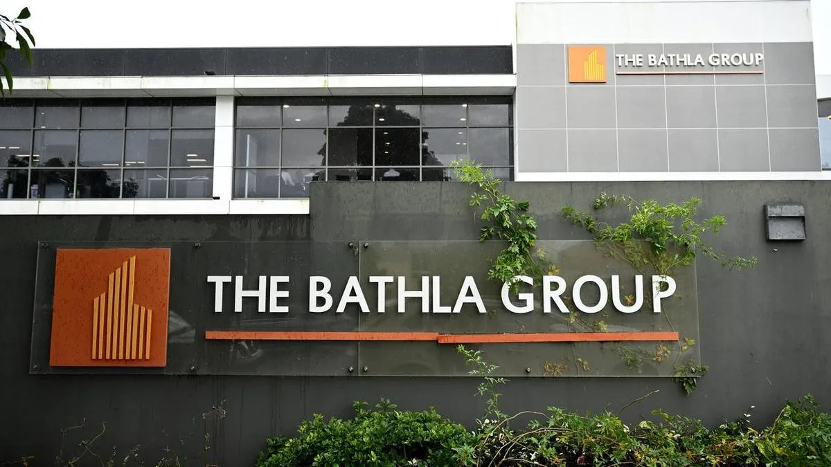 'Nowhere to go': developer collapse sparks buyer fears