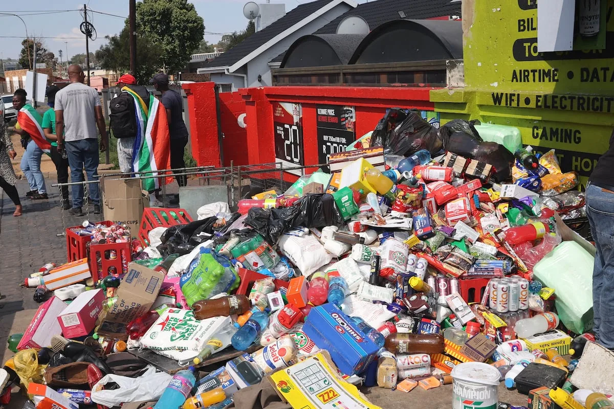 Joburg mayor Dada Morero pleads with Sowetans to use spaza grants