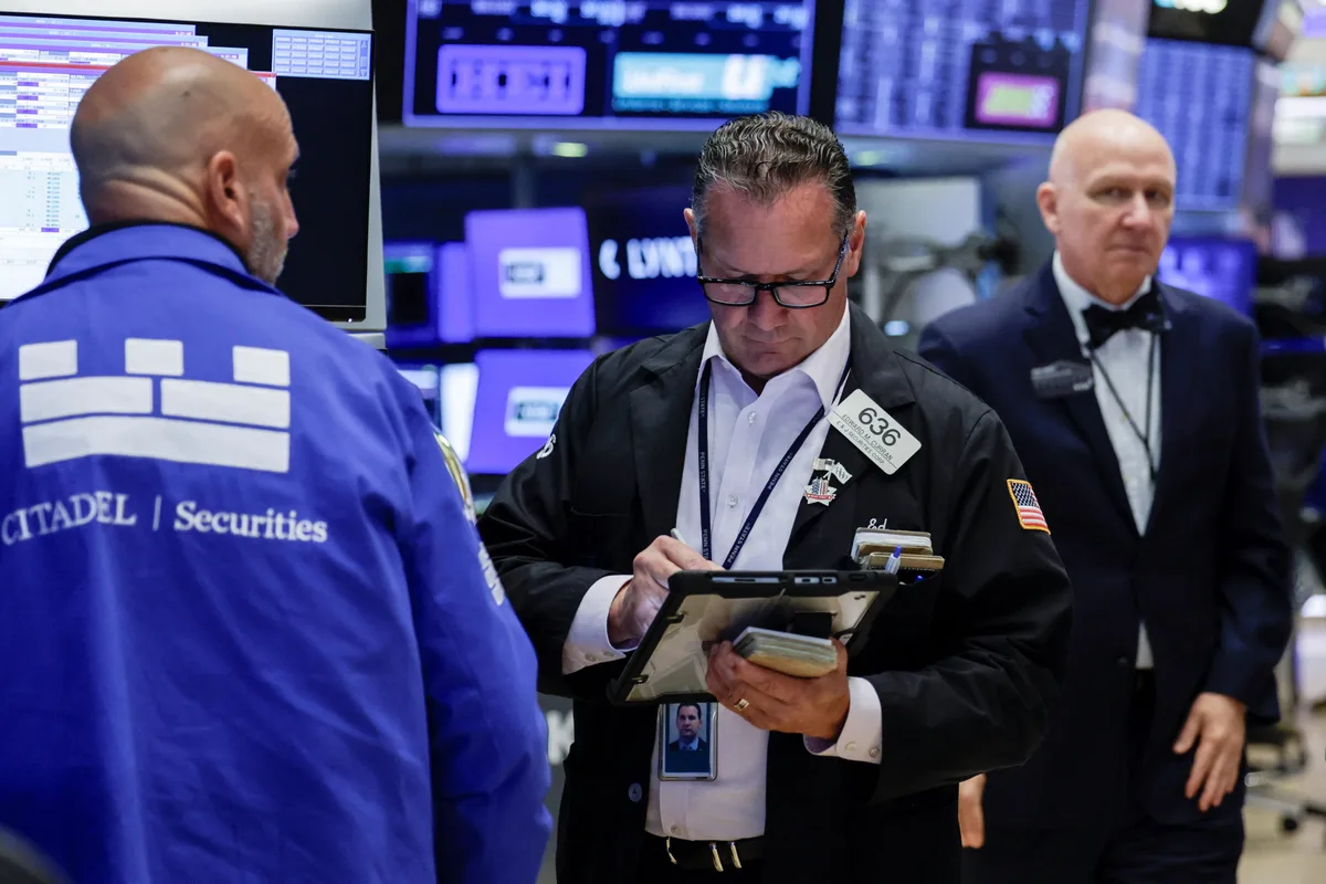 Mercados: el riesgo país argentino baja por segundo día consecutivo y regresa a los 500 puntos básicos