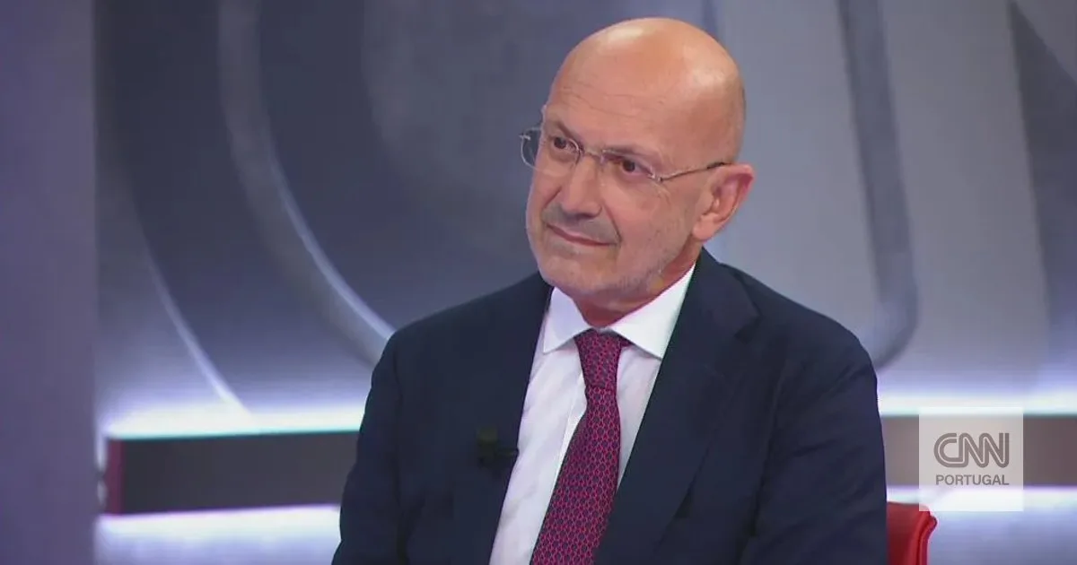 "Não há tempo para que as sanções ajoelhem o Irão"