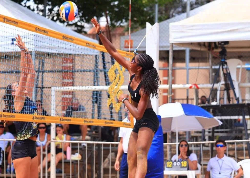 Copa Nacional de Vôlei de Praia inicia com grandes jogos na Praça do Juventus
