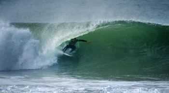 Guilherme Ribeiro nos `quartos`, Frederico Morais eliminado em Peniche