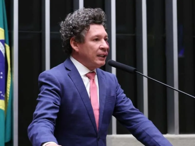 Reginaldo Lopes será presidente de comissão sobre taxa das blusinhas