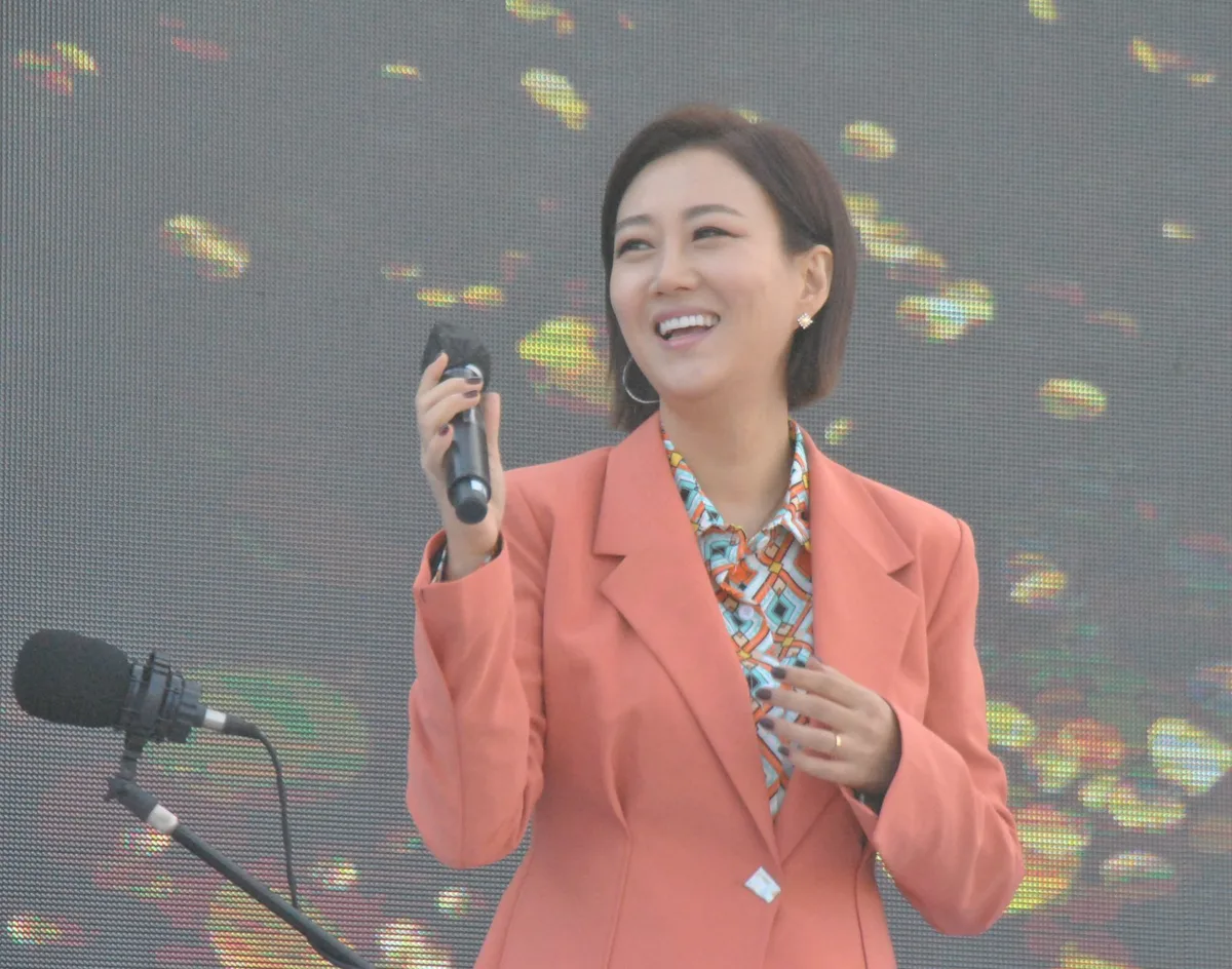 ‘투자 사기’ 장윤정 친모, 법정서 “잘못했다” 눈물…징역 1년6개월 구형