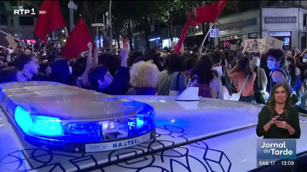 Organização do protesto no Porto demarca-se de discurso violento