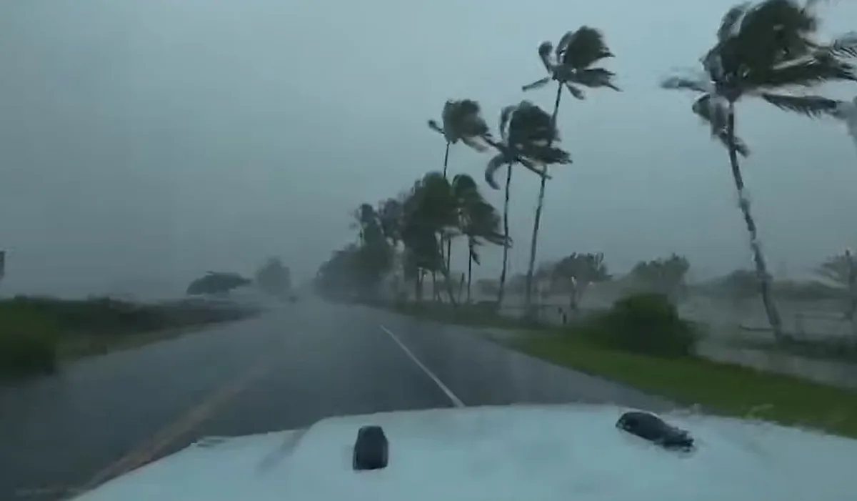 La tormenta tropical Moke amenaza Hawái con lluvias intensas e inundaciones tras el devastador paso del huracán Lala