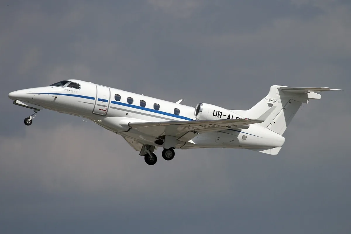 Avião de Daniel Vorcaro pousou em Angra no mesmo dia de festa promovida por Flávio Bolsonaro