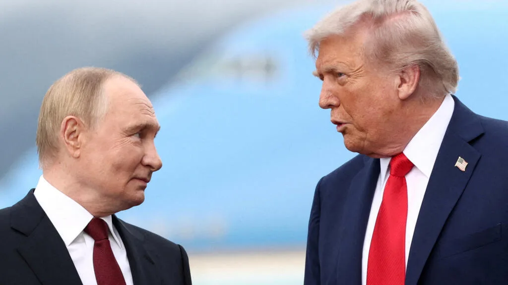 Kremlin comemora decisão de Trump de suspender sanções contra a Rússia