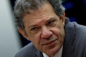 Haddad critica ausência de Tarcísio em debate: “propostas dele não convencem”