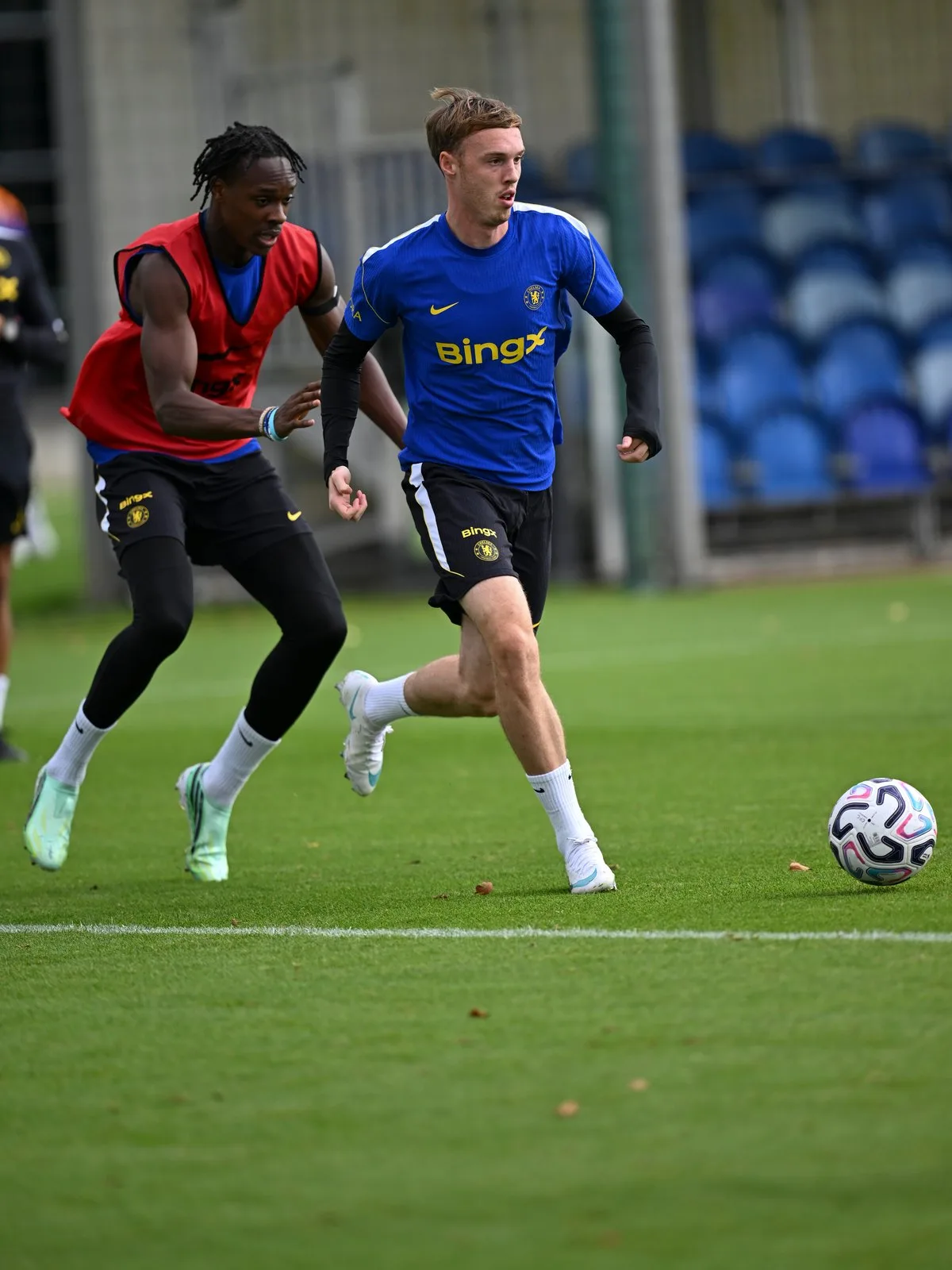 Forgotten Chelsea signing spotted in training as debut wait goes on