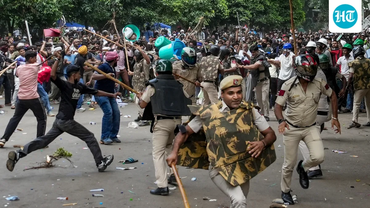 'Delhi cops told us we are traitors': Jantar Mantar protesters meet Rahul Gandhi