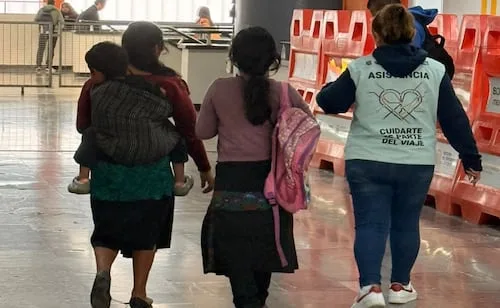 Metro CDMX auxilia a niña de 11 años extraviada en El Rosario; se reencuentra con su hermana tras activar protocolo de búsqueda