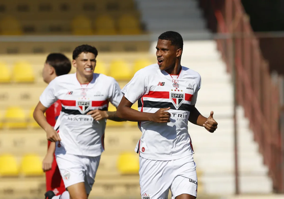 São Paulo vence líder Ibrachina e se aproxima da ponta do Paulista Sub-20