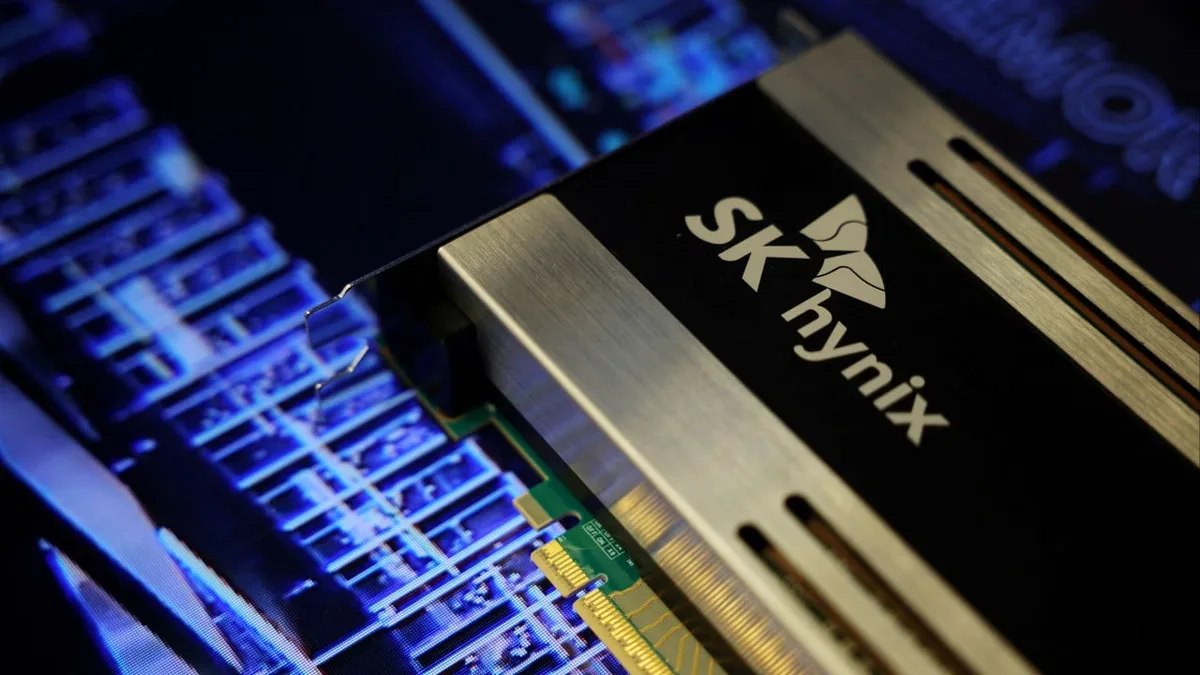 Why Hong Kong’s SK Hynix fund stayed at full leverage amid market volatility