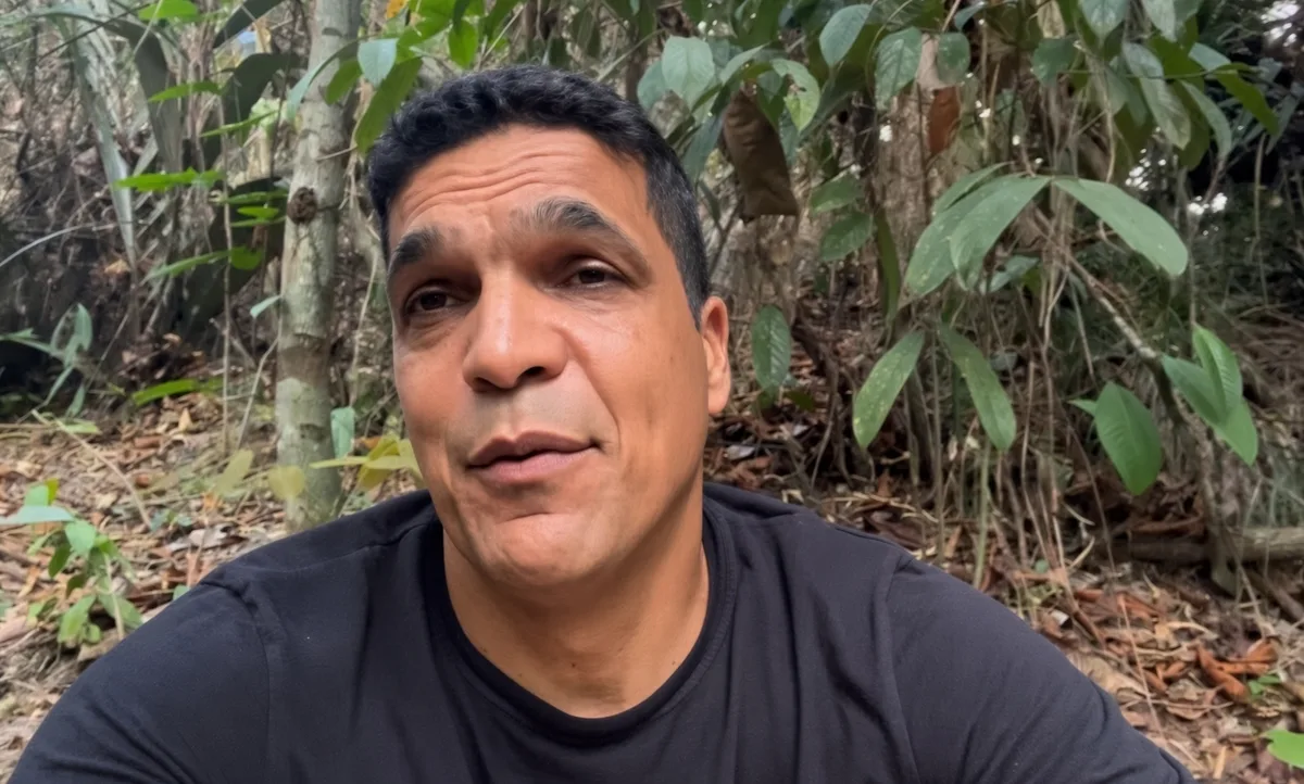 Crusoé: A aventura amazônica de Cabo Daciolo