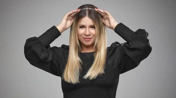 Os detalhes de filme sobre Marília Mendonça, segundo roteirista