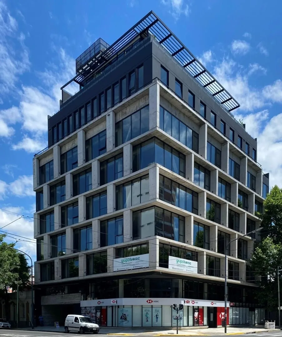 El mayor “influencer” del real estate sigue ‘dulce’: compró un edificio en una zona en ascenso